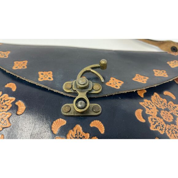 Small Vintage Blue Boho Floral Hand Crafted Tooled Leather Shoulder Bag - Picture 6 of 12